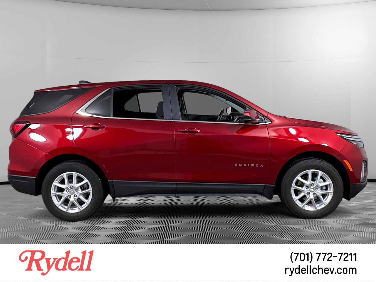 Used 2023 Chevrolet Equinox LT w/ LPO, Floor Liner Package image 6