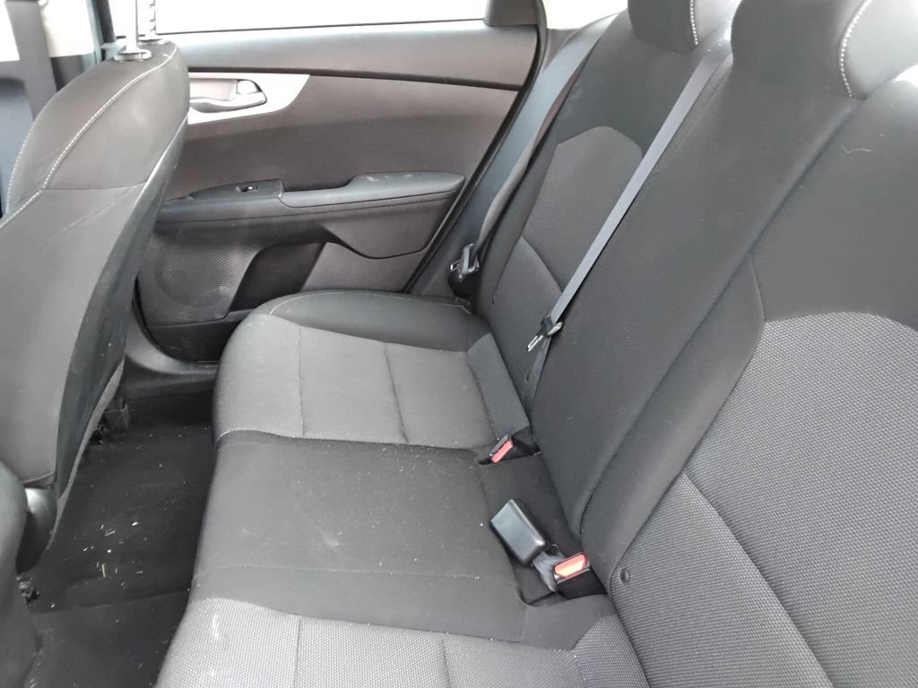 Used 2023 Kia Forte LXS w/ LXS Technology Package FWD image 11