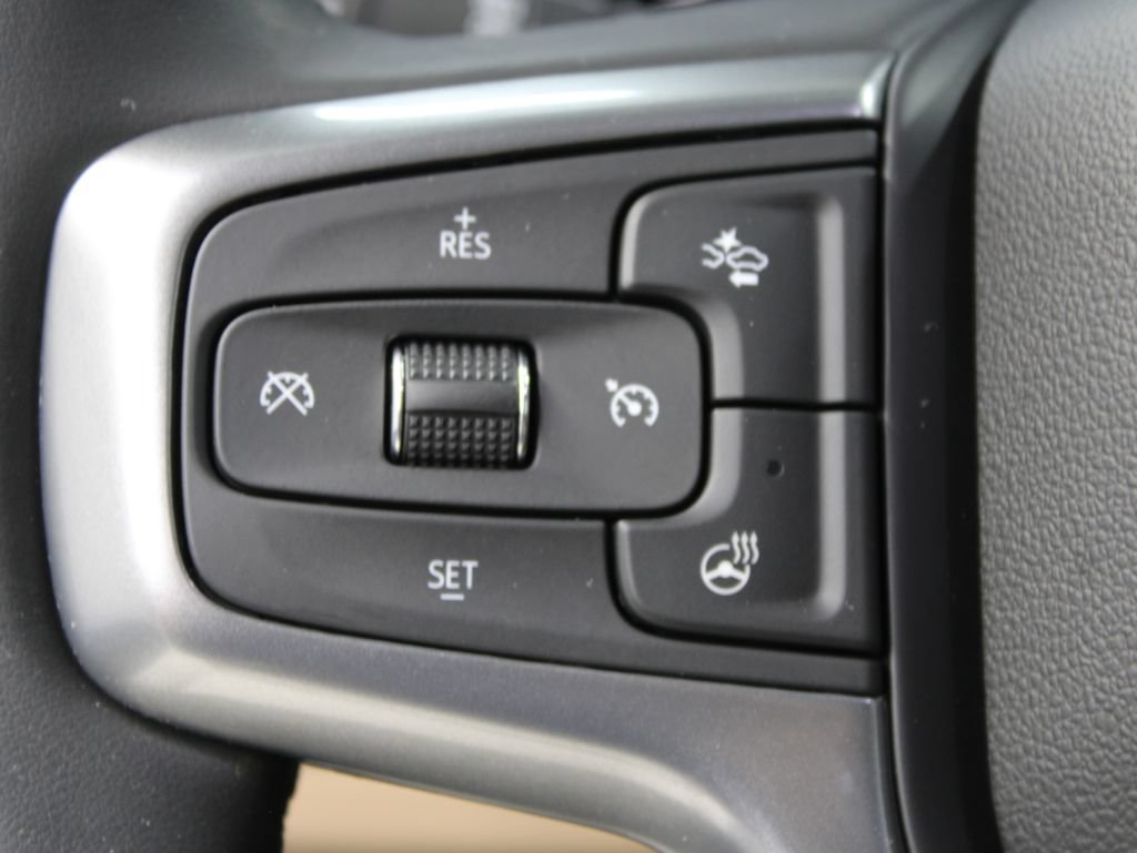Used 2024 Chevrolet Suburban Premier AWD/4WD image 66