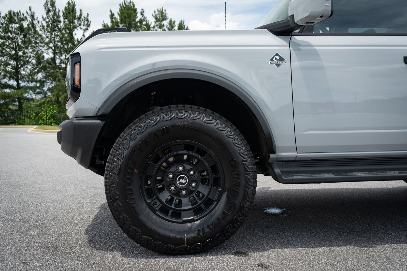 New 2026 Ford Bronco Outer Banks w/ Sasquatch Package AWD/4WD image 4