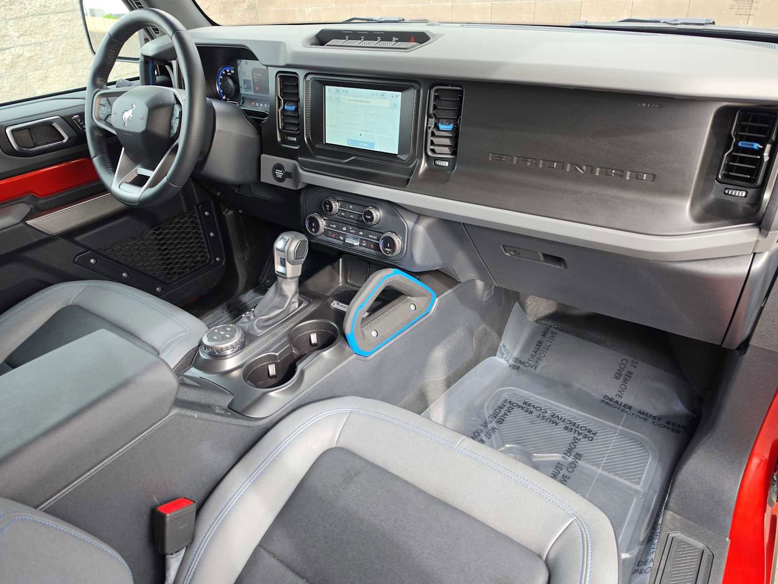 Used 2022 Ford Bronco Black Diamond w/ Sasquatch Package image 14