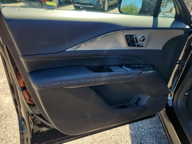 Certified 2024 Cadillac Lyriq Tech w/ Driver Assist Package AWD/4WD image 23