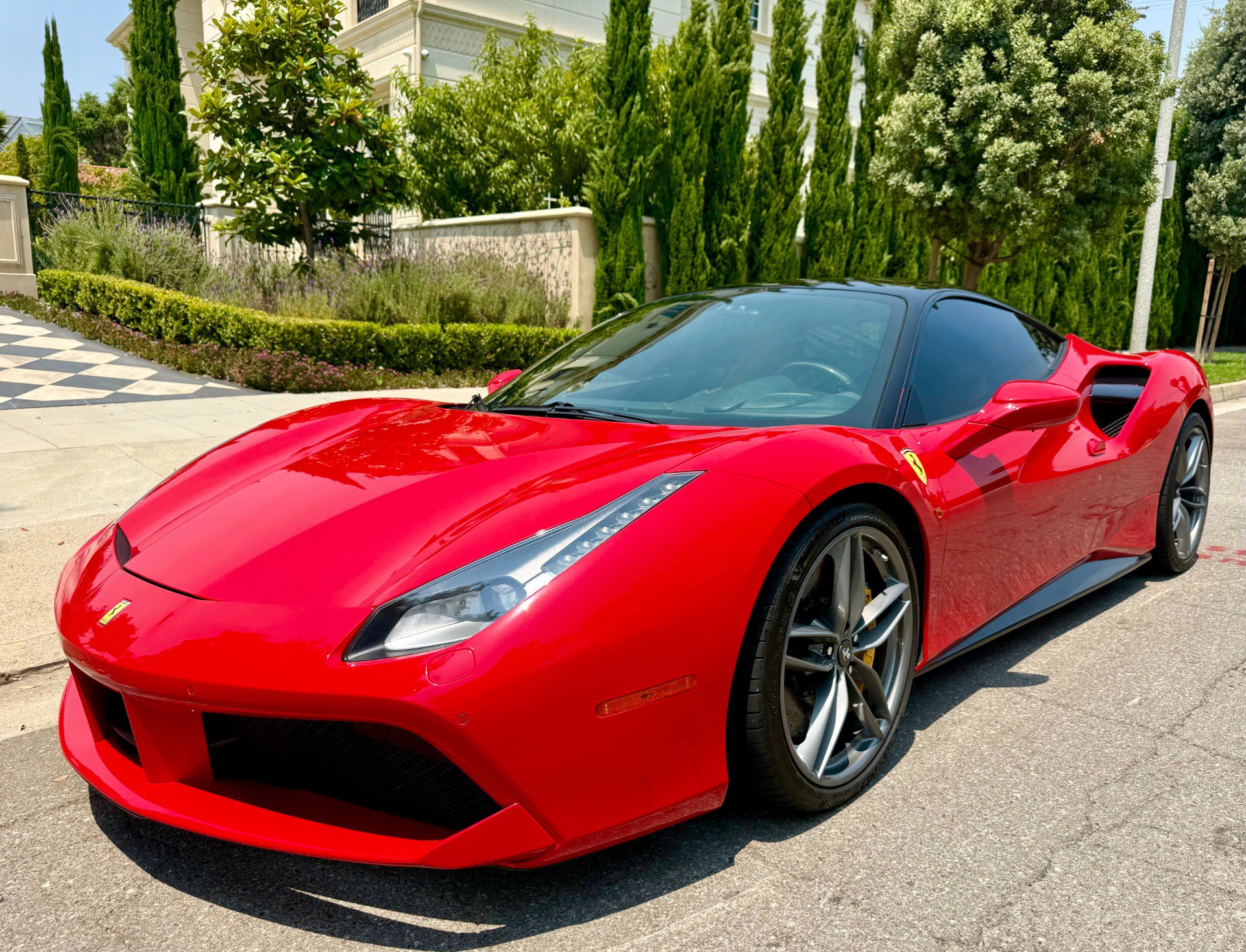 Used 2016 Ferrari 488 GTB image 6