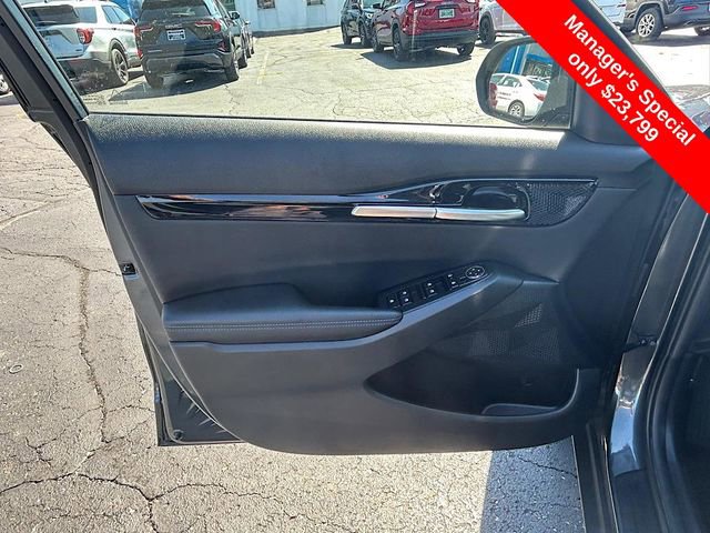 Certified 2024 Kia Seltos X-Line image 17