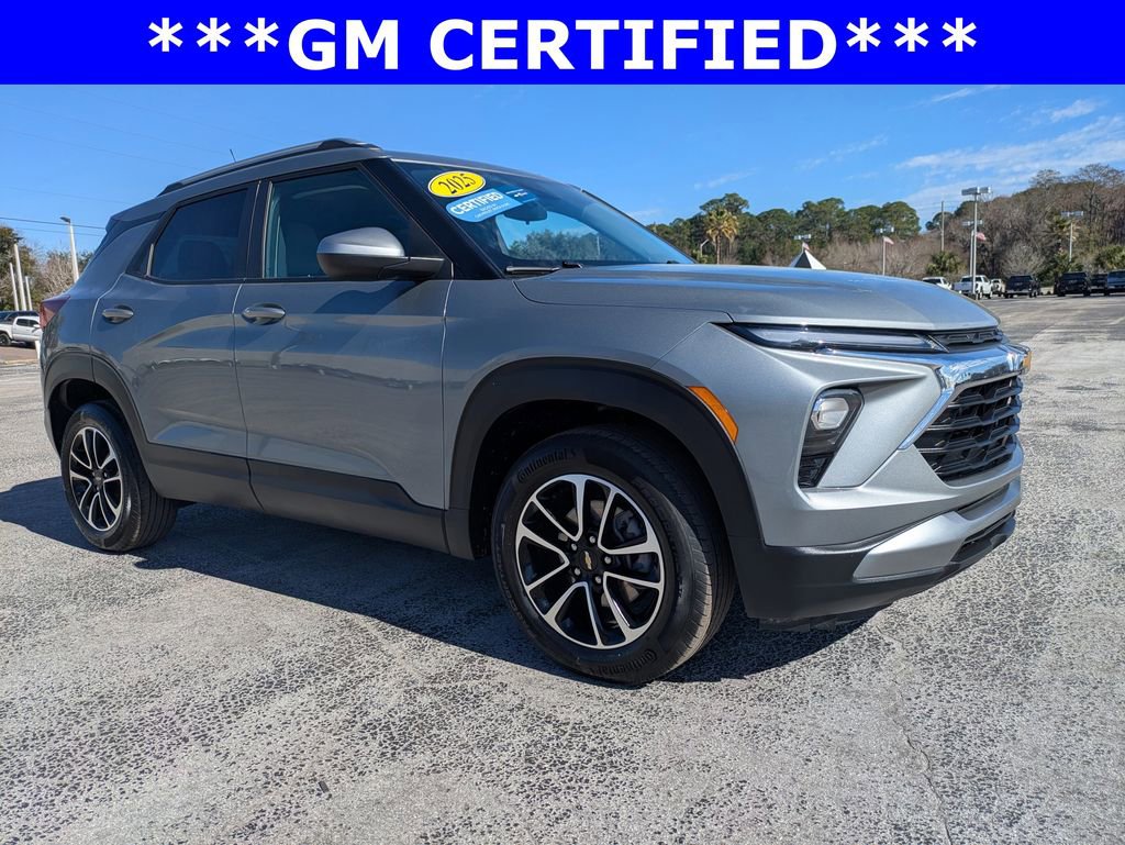 Certified 2025 Chevrolet TrailBlazer LT AWD/4WD image 2