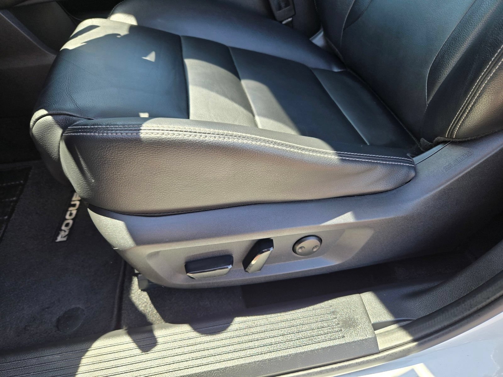 Used 2021 Nissan Rogue SL FWD image 19
