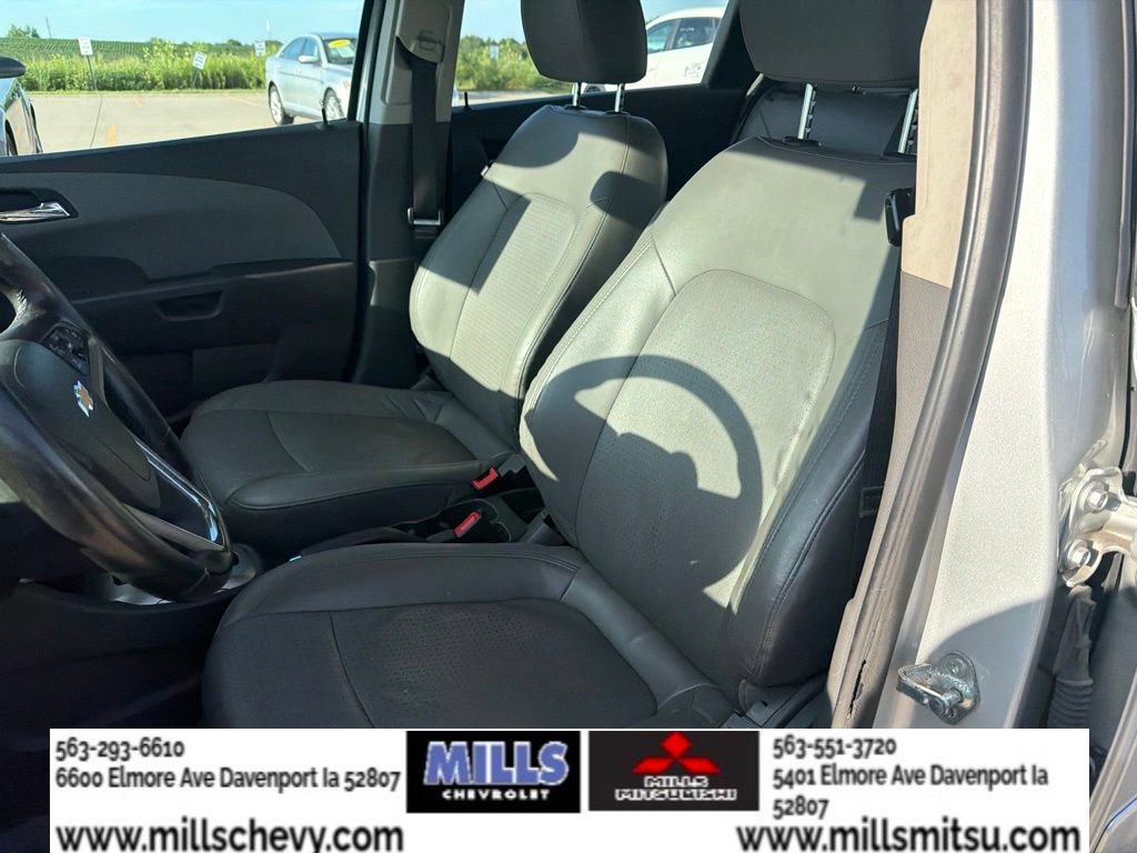 Used 2014 Chevrolet Sonic LTZ FWD image 10