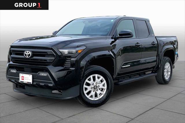 Certified 2025 Toyota Tacoma SR5 AWD/4WD image 1