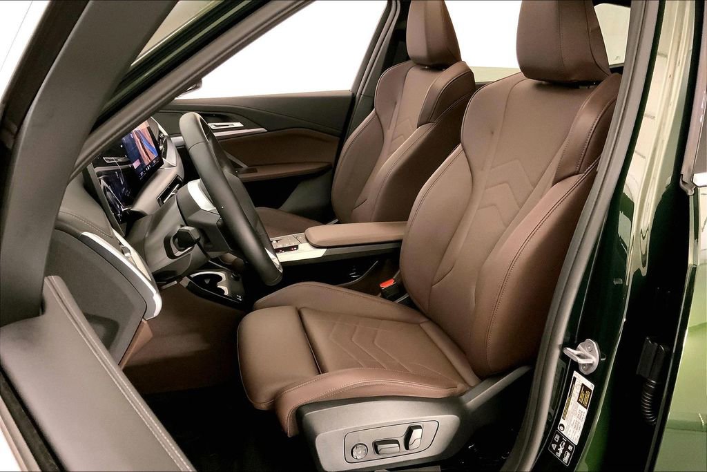 Certified 2025 BMW X1 xDrive28i image 13