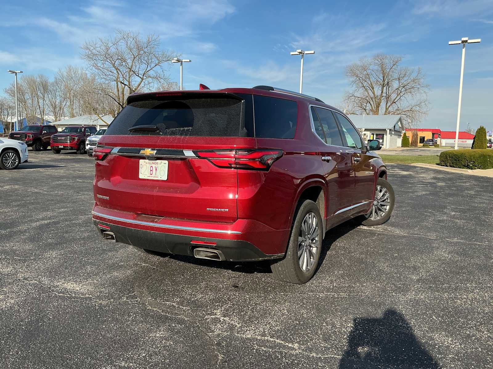 Used 2023 Chevrolet Traverse Premier FWD image 4