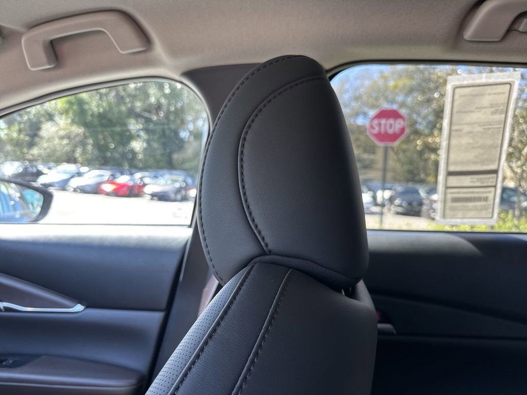 New 2024 MAZDA CX-30 2.5 Turbo w/ Premium Plus Pkg image 17