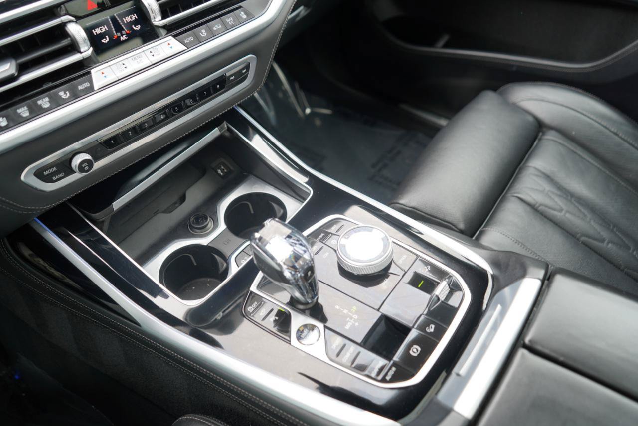 Used 2022 BMW ALPINA XB7 AWD/4WD image 39