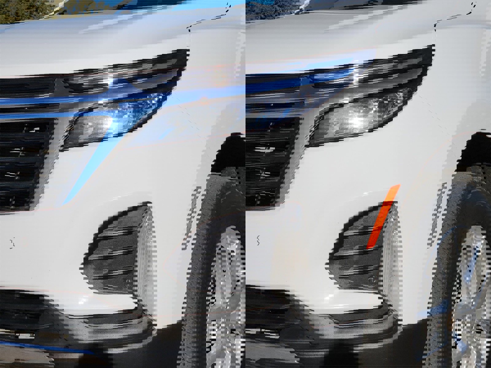 Used 2023 Chevrolet Equinox LT image 8