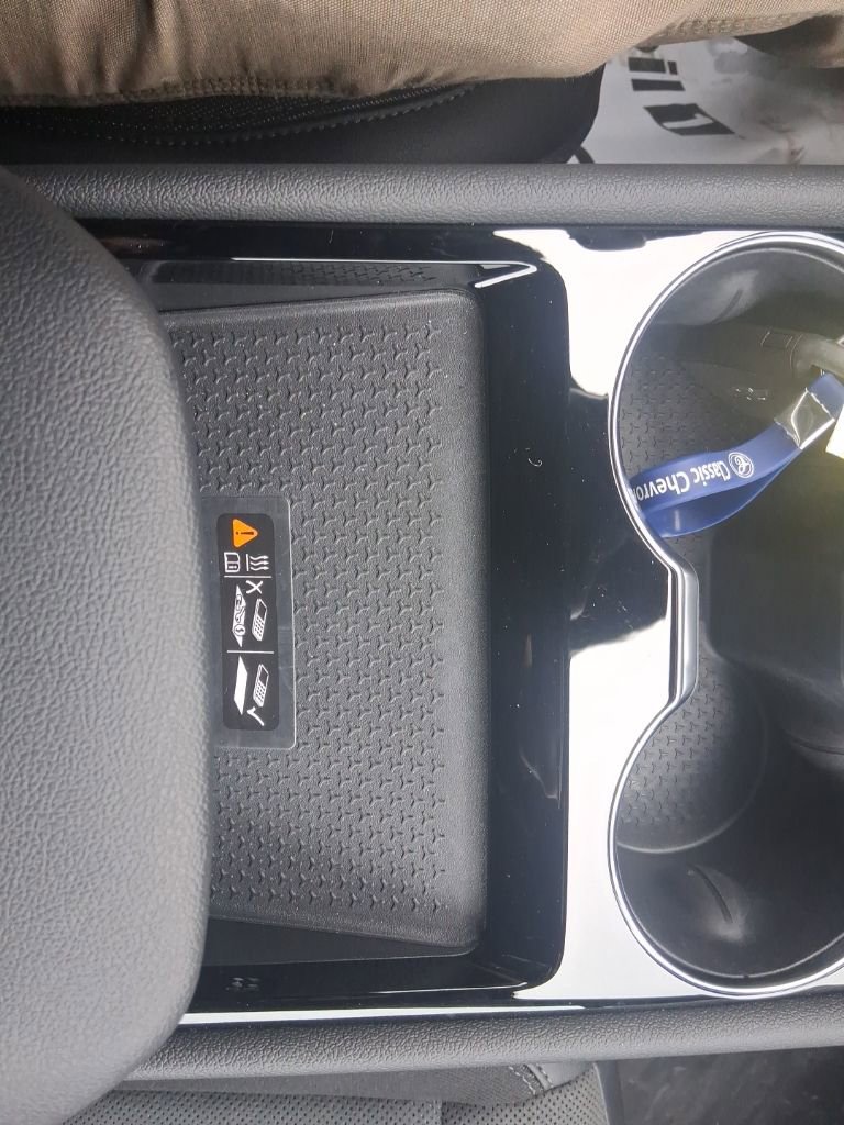 Used 2024 Chevrolet Blazer EV RS image 25