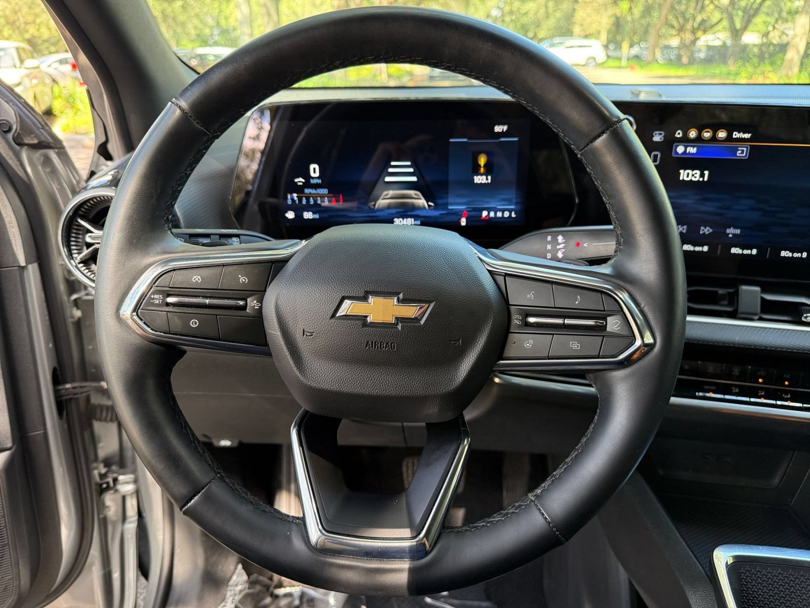Used 2025 Chevrolet Equinox LT FWD image 25