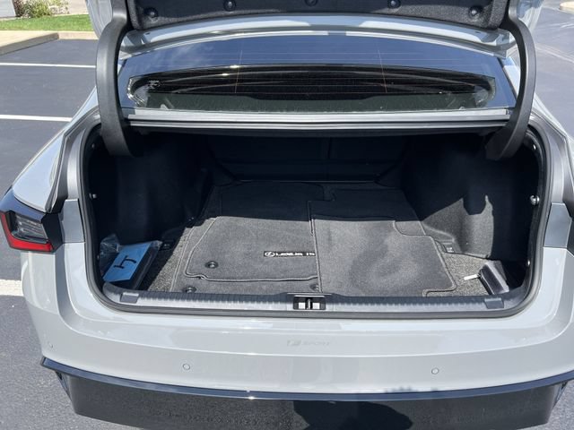 Used 2025 Lexus IS 350 F Sport w/ Navigation Package RWD image 22