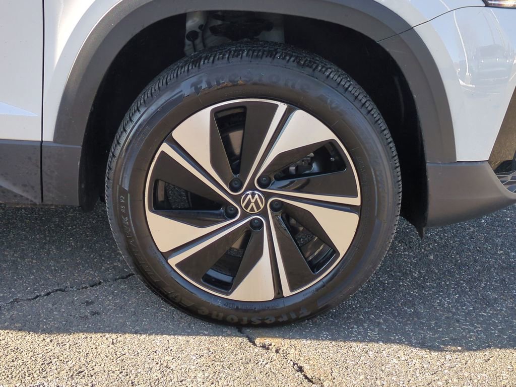 Used 2023 Volkswagen Taos SE image 25