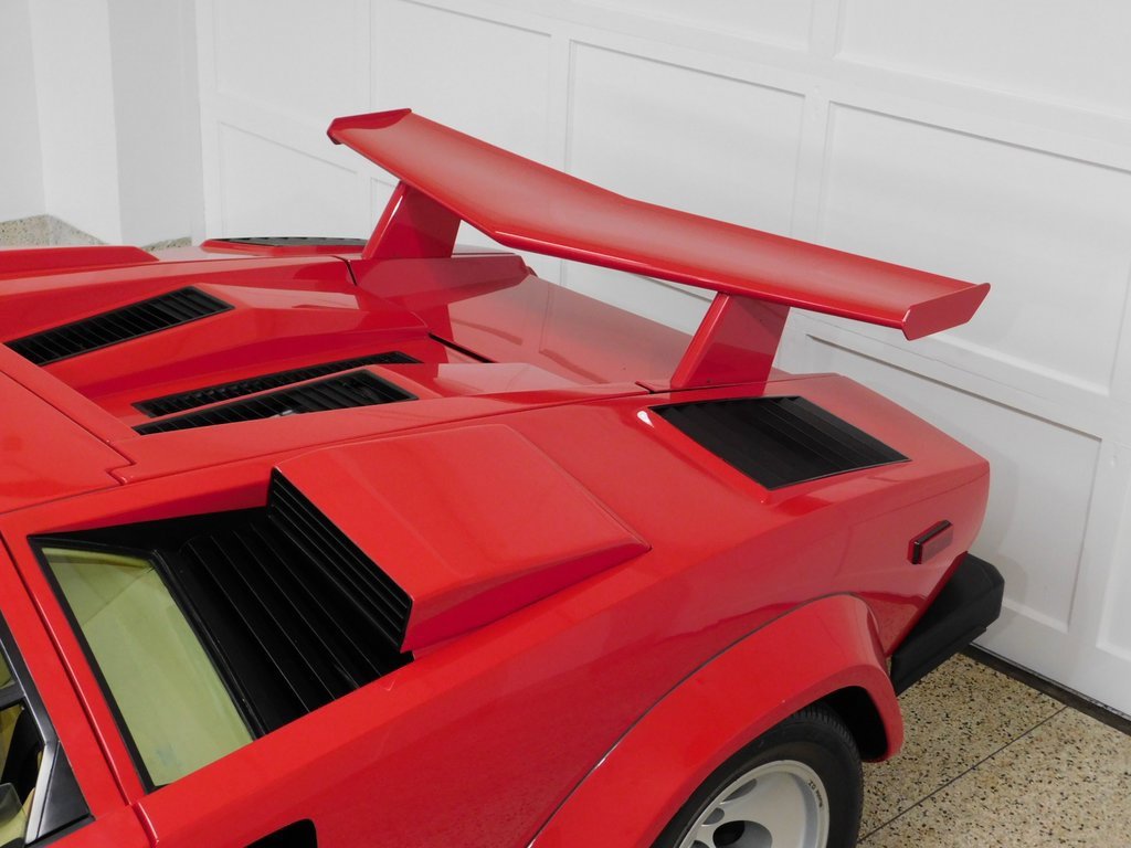 Used 1986 Lamborghini Countach Coupe image 28