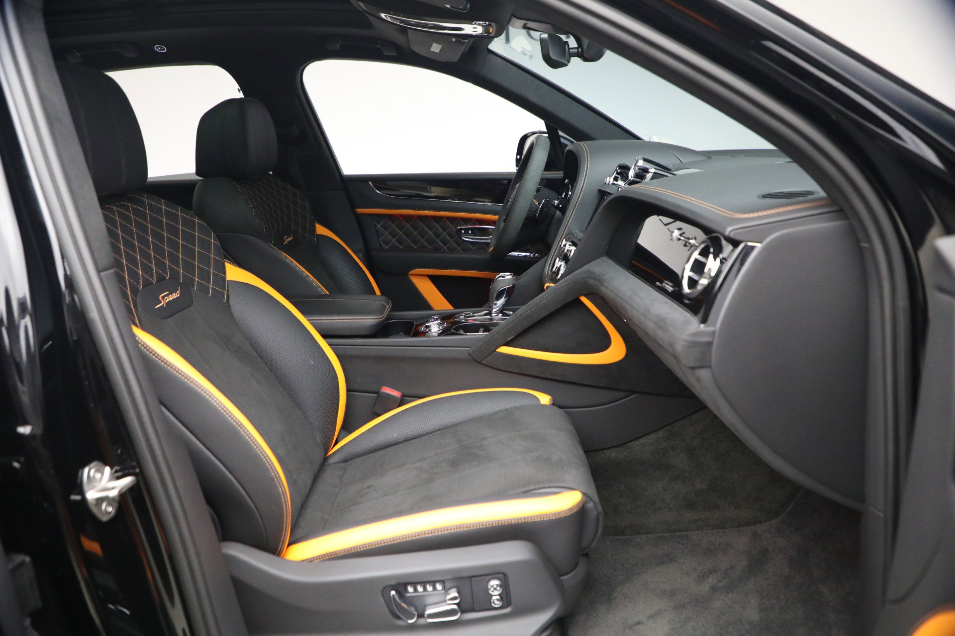 Certified 2023 Bentley Bentayga Speed image 27