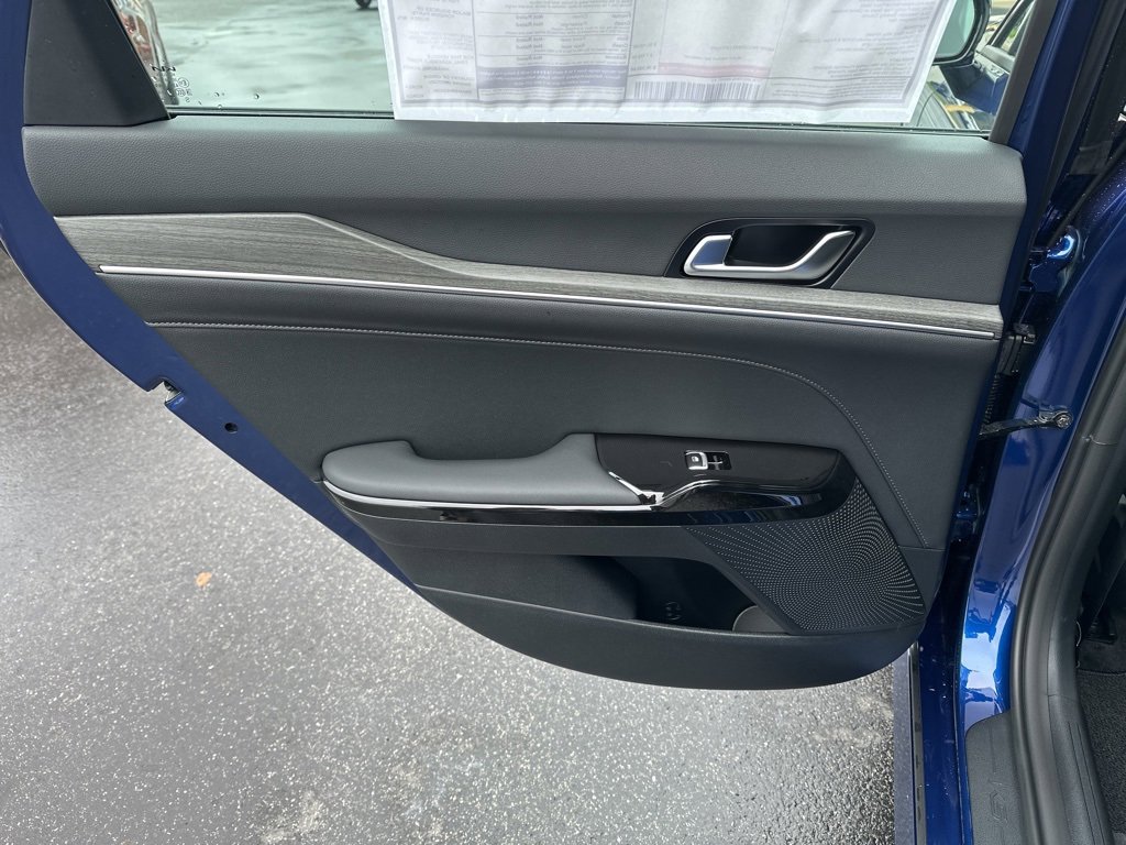 New 2026 Kia K5 EX image 19