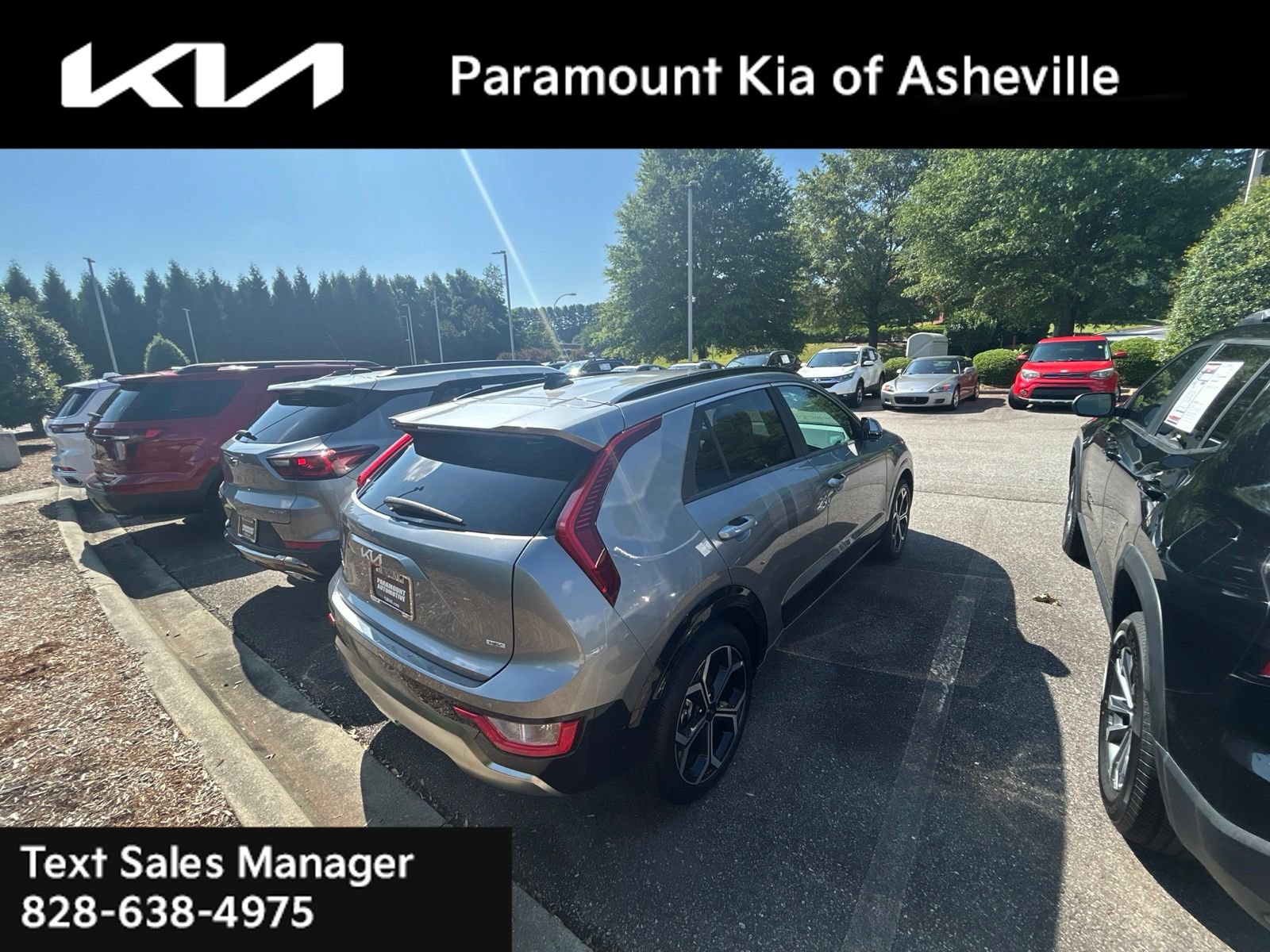 Certified 2025 Kia Niro EX Touring FWD image 4