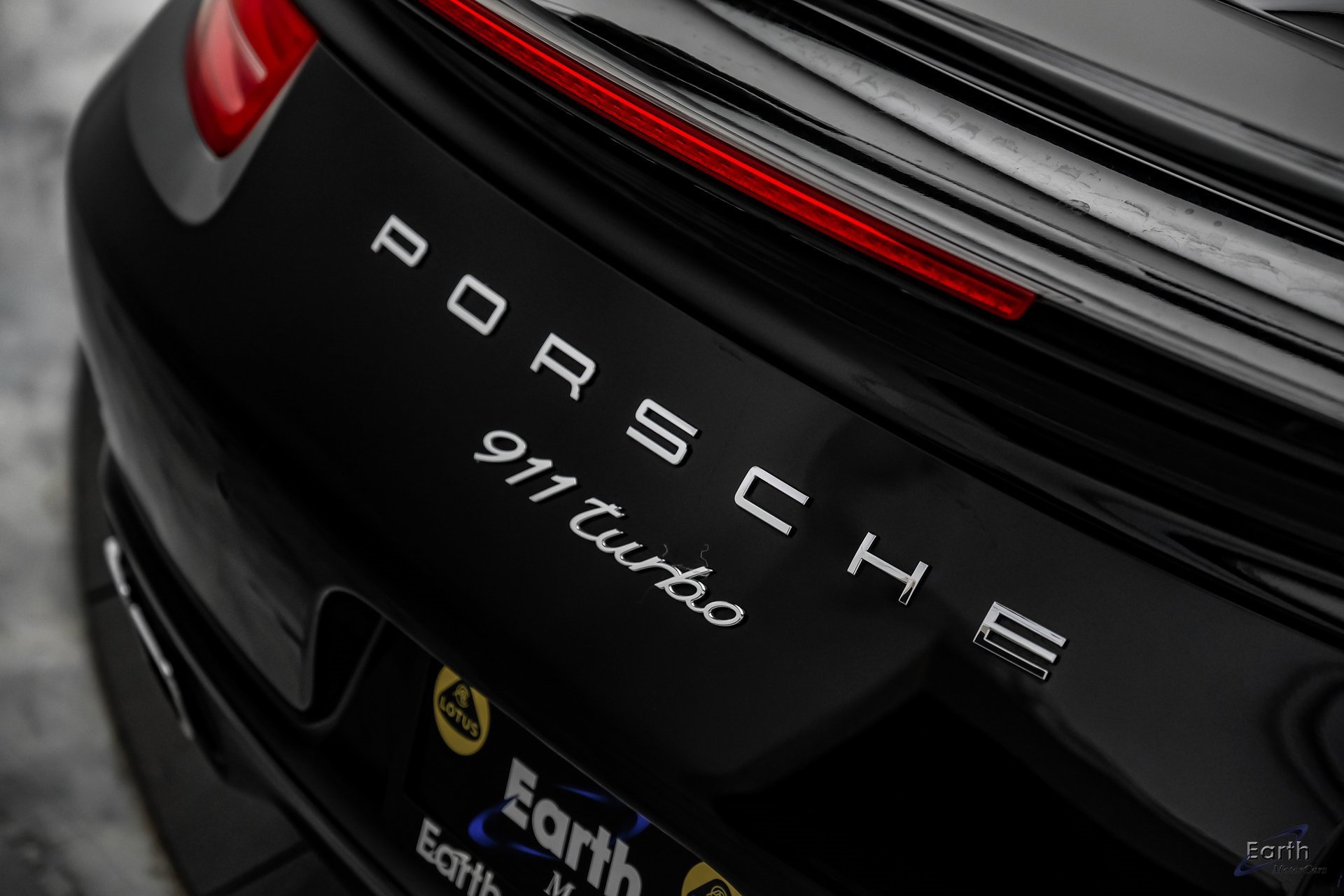 Used 2015 Porsche 911 Turbo image 40