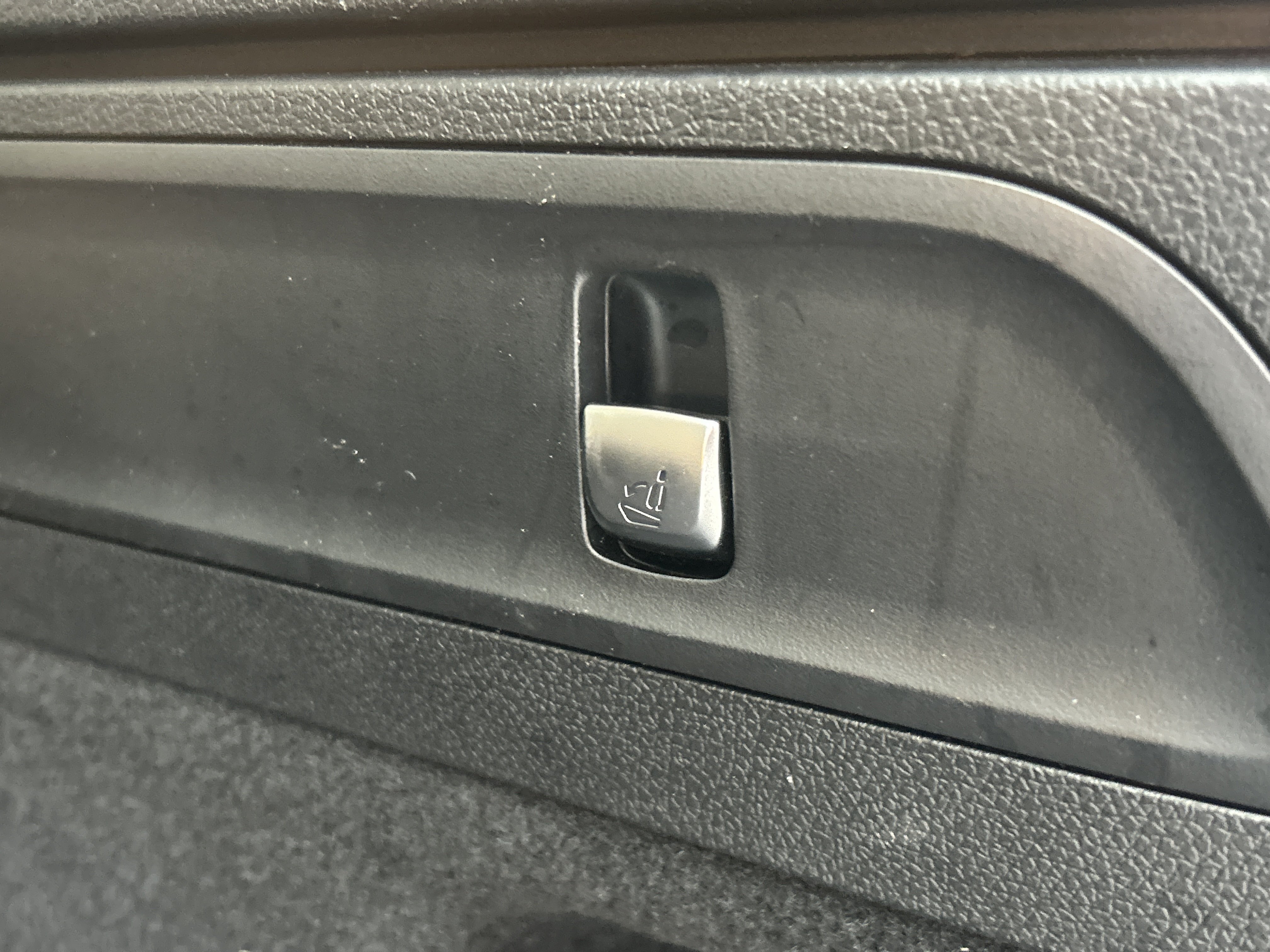 Certified 2022 Mercedes-Benz GLC 300 image 12