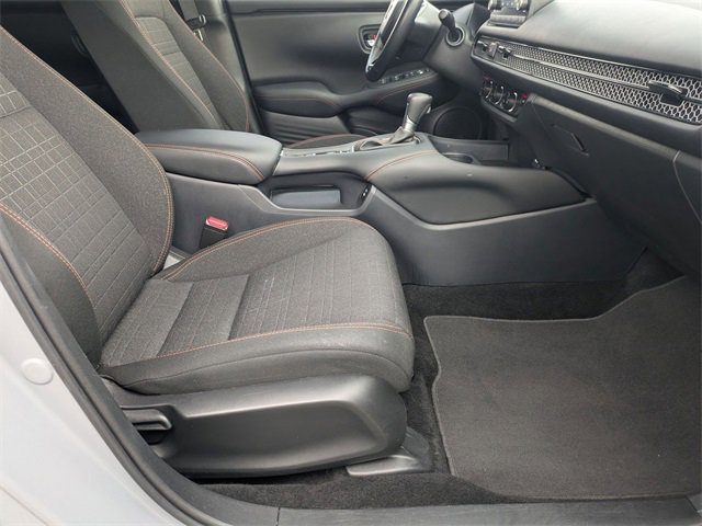 Used 2025 Honda HR-V Sport image 34