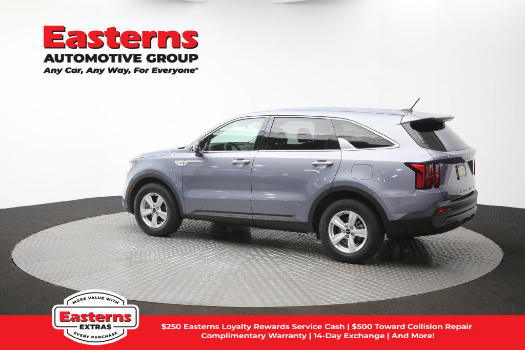 Used 2022 Kia Sorento LX FWD image 61