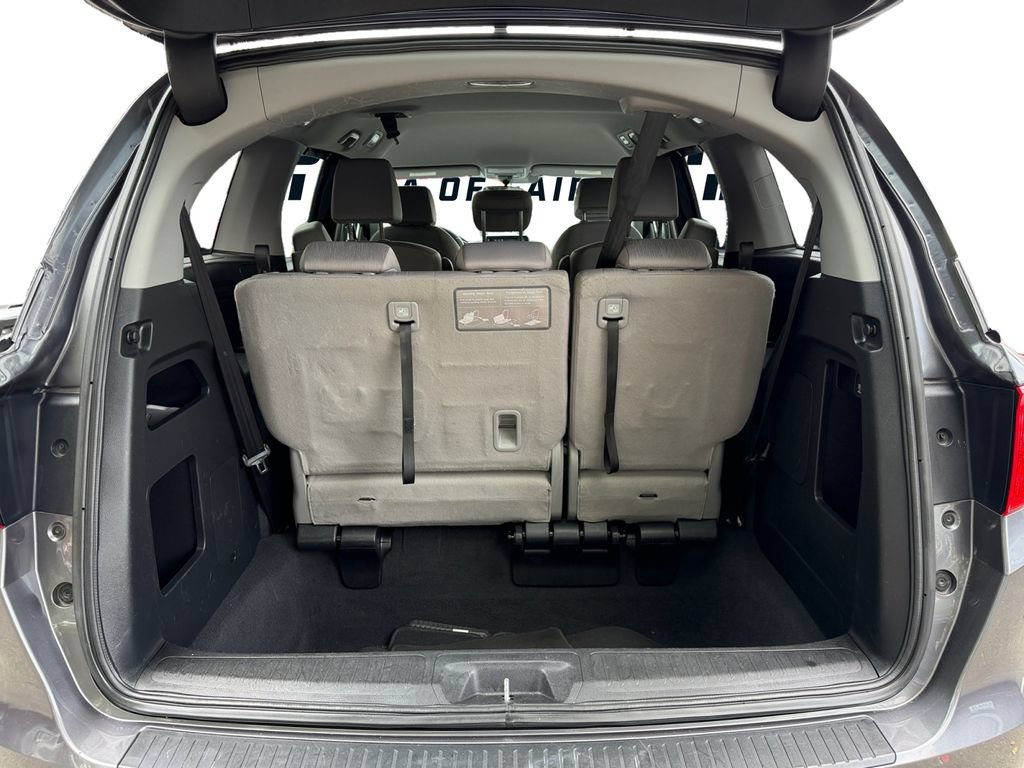 Used 2018 Honda Odyssey EX image 12