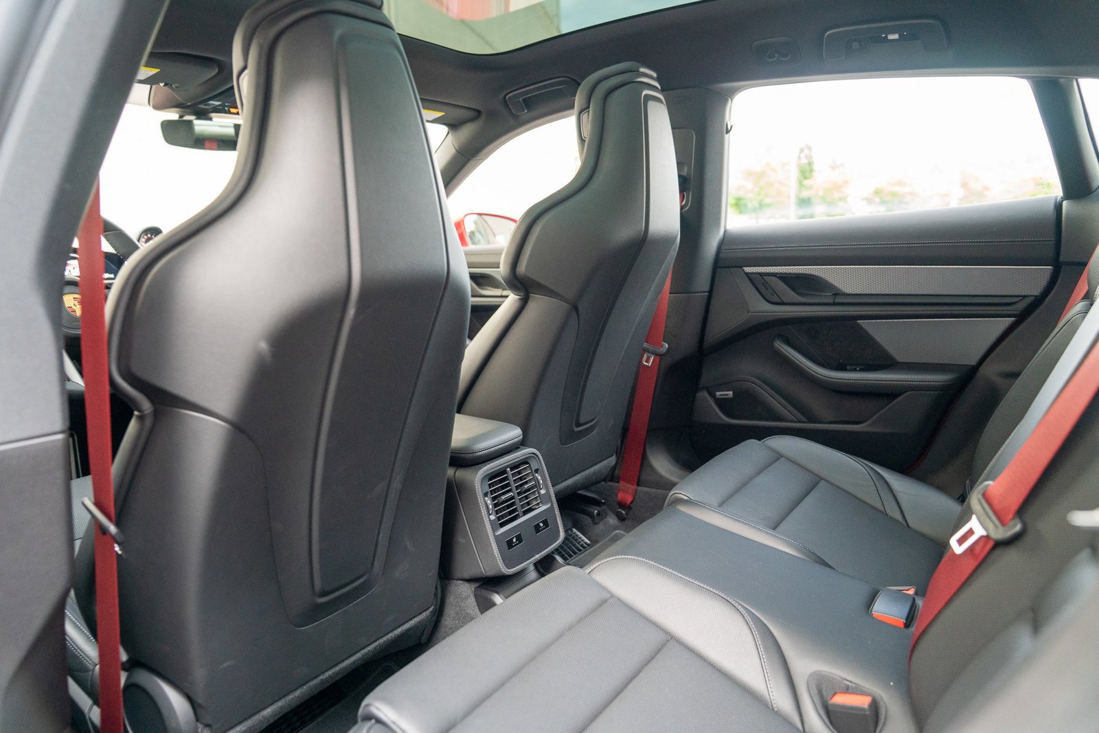 Used 2025 Porsche Taycan 4S image 20