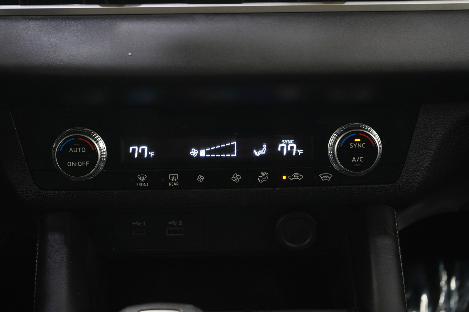 Used 2024 Mitsubishi Outlander ES image 17