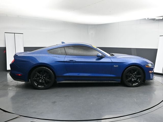 Used 2022 Ford Mustang GT RWD image 12