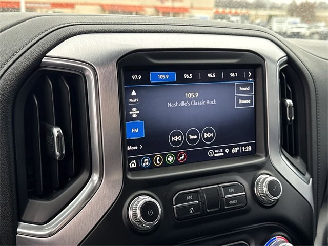 Used 2022 GMC Sierra 1500 SLT w/ SLT Premium Package image 17