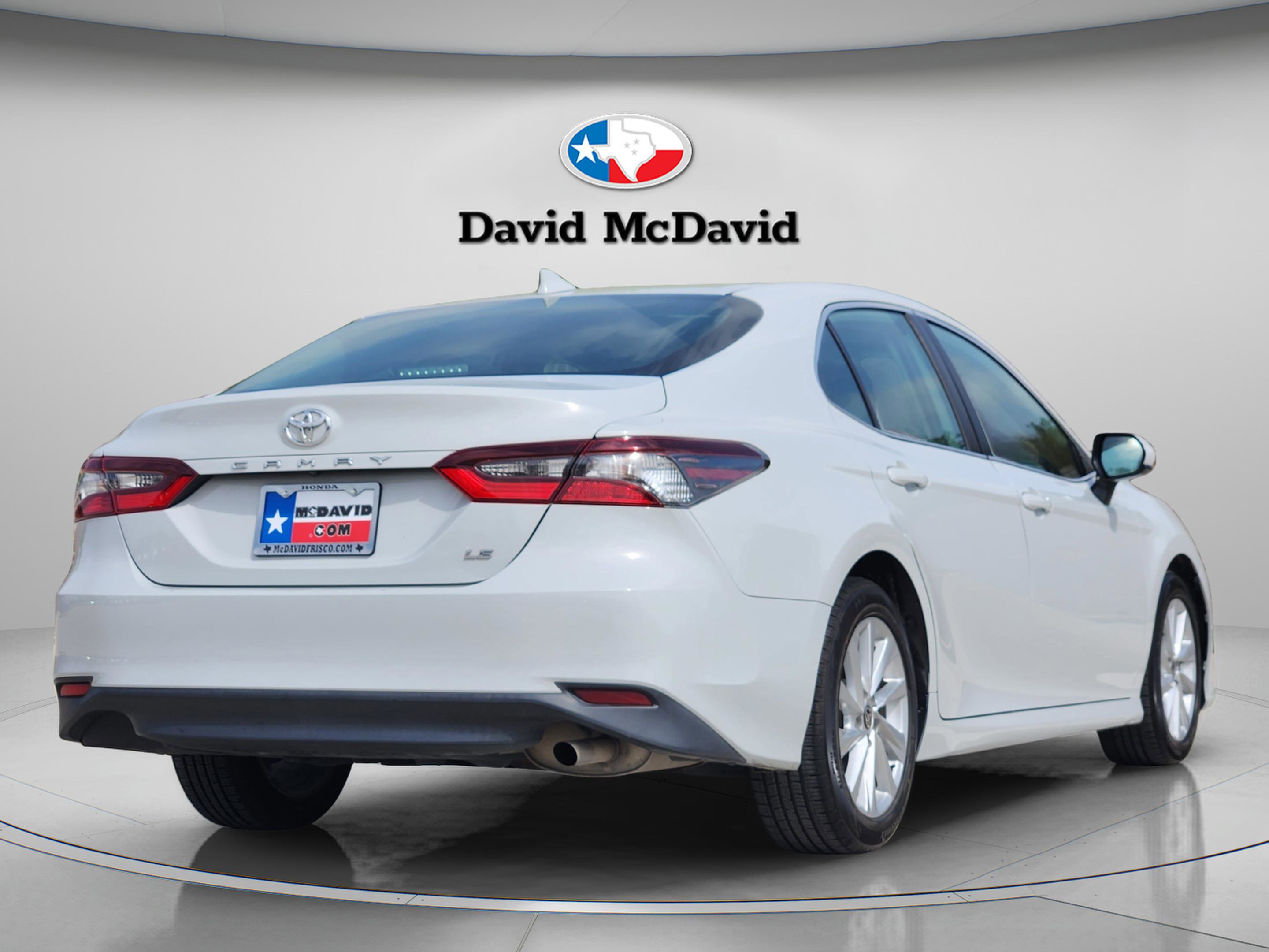 Used 2023 Toyota Camry LE FWD image 6