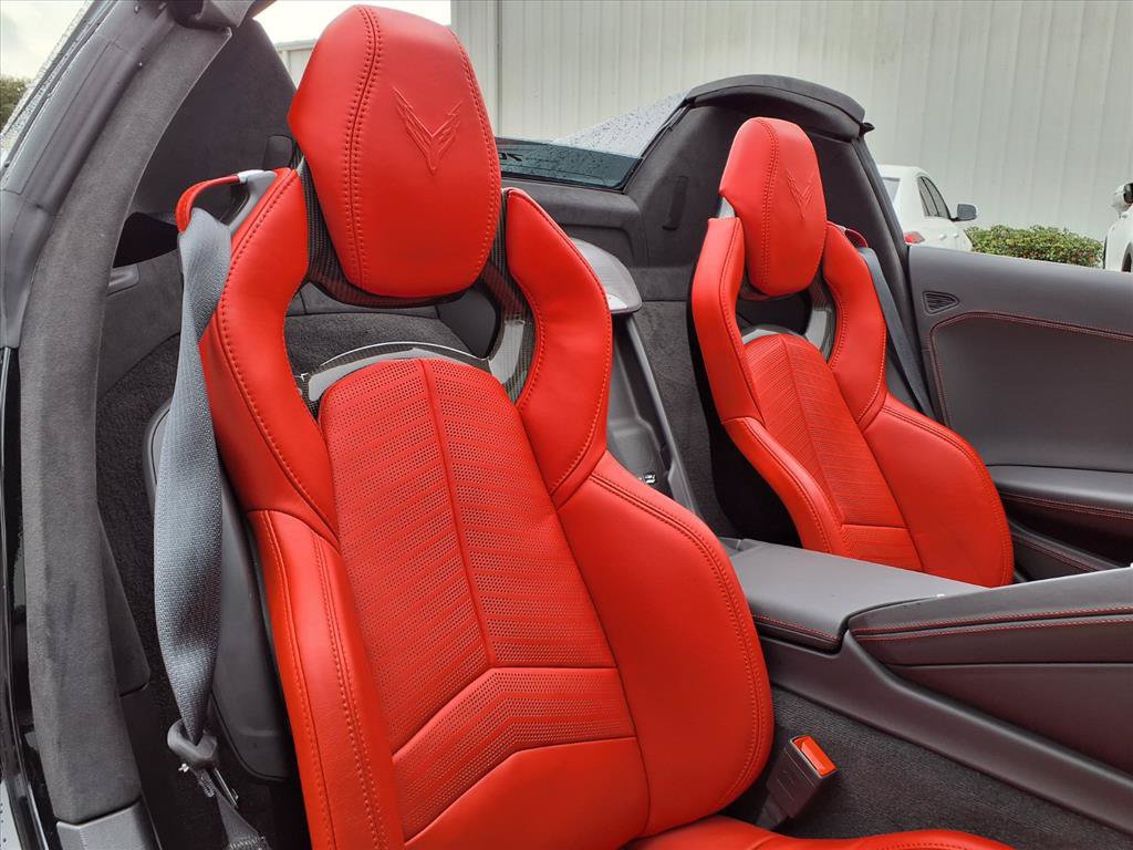 Used 2023 Chevrolet Corvette Stingray Premium Conv w/ Z51 Performance Package RWD image 11