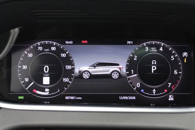 Used 2020 Land Rover Range Rover Evoque SE AWD/4WD image 18