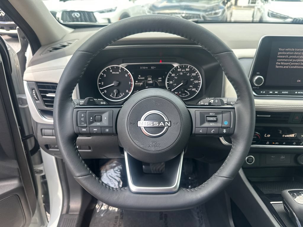 Used 2023 Nissan Rogue SV w/ SV Premium B Package FWD image 20