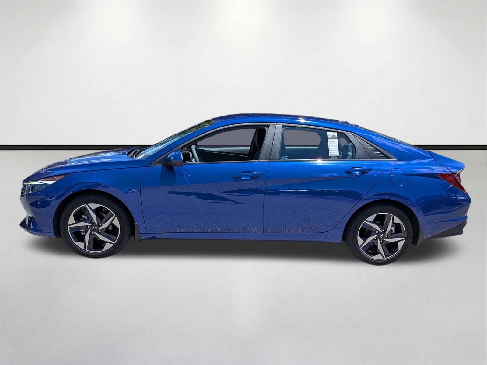 Used 2023 Hyundai Elantra SEL w/ Convenience Package FWD image 7