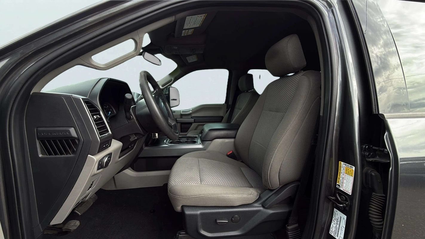 Used 2020 Ford F250 4x4 Crew Cab Super Duty image 14