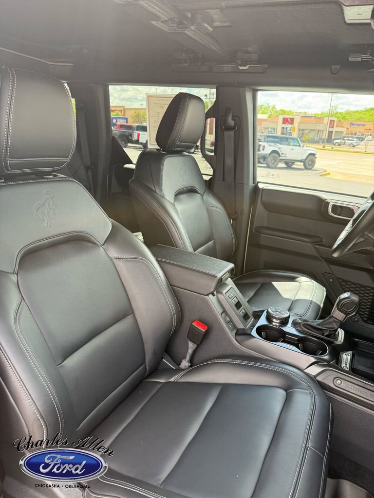 Used 2025 Ford Bronco Outer Banks AWD/4WD image 11