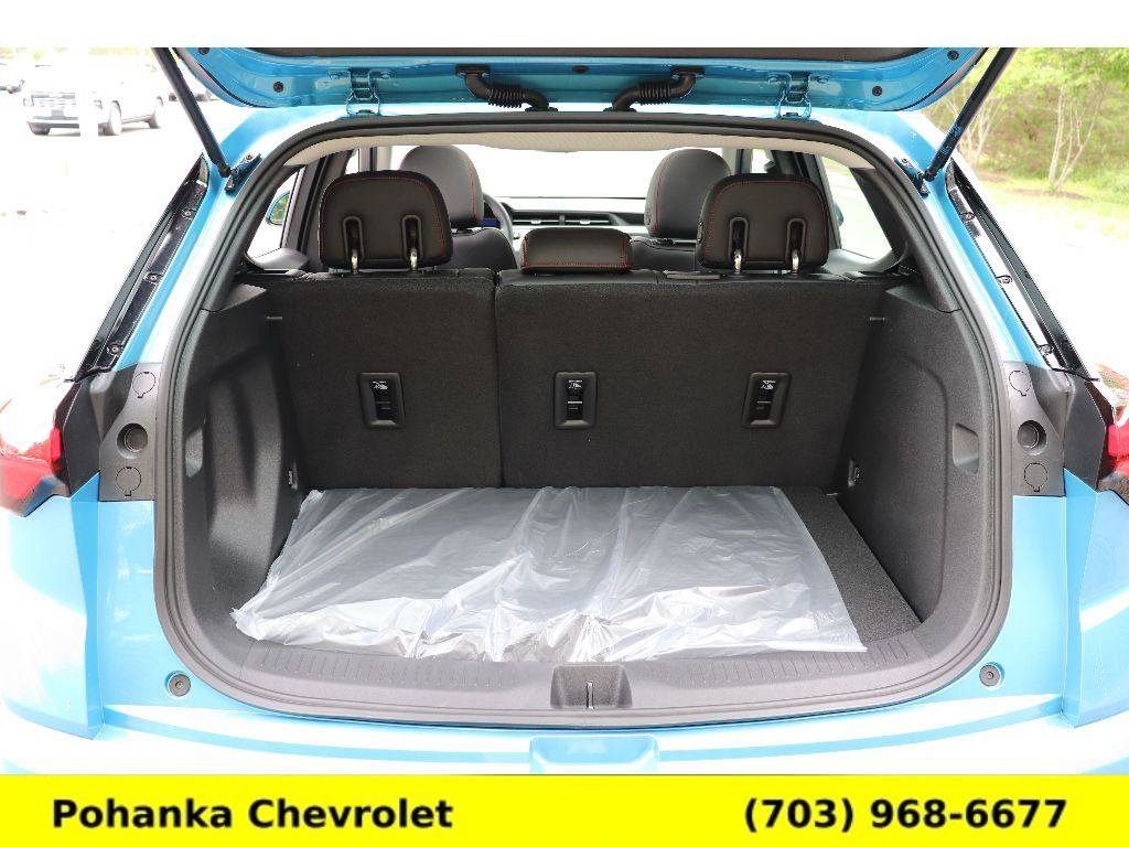 New 2027 Chevrolet Bolt RS w/ Technology Package FWD image 26