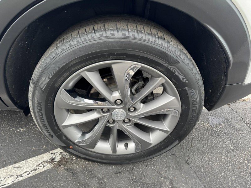 Used 2021 Buick Encore GX Select w/ Experience Buick Package image 7