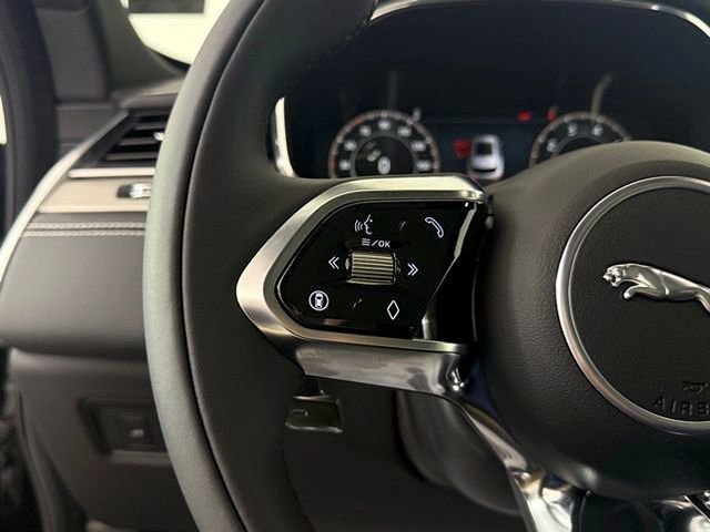 New 2026 Jaguar F-PACE R-Dynamic S image 38