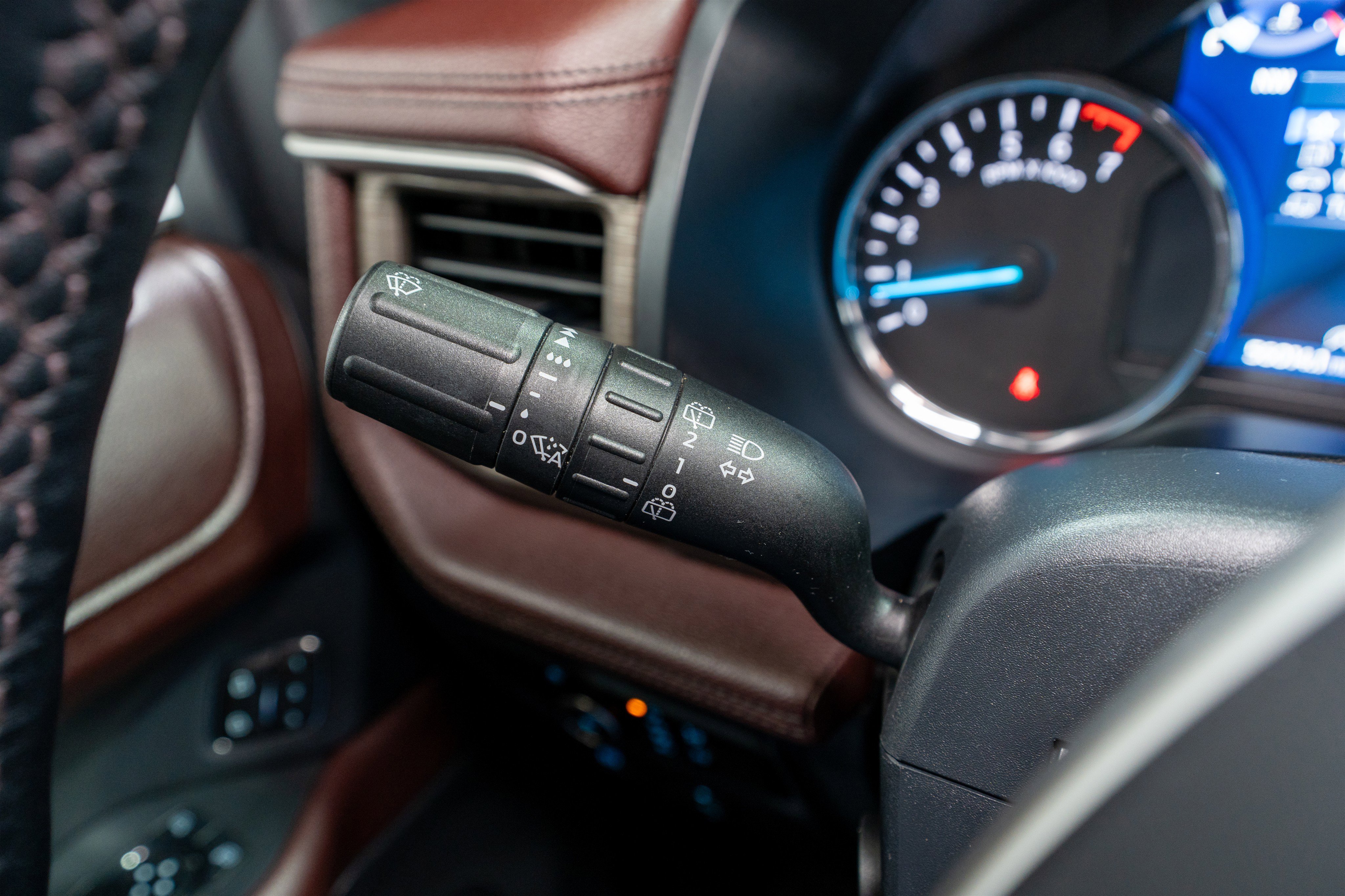 Used 2023 Ford Expedition Max Limited image 32