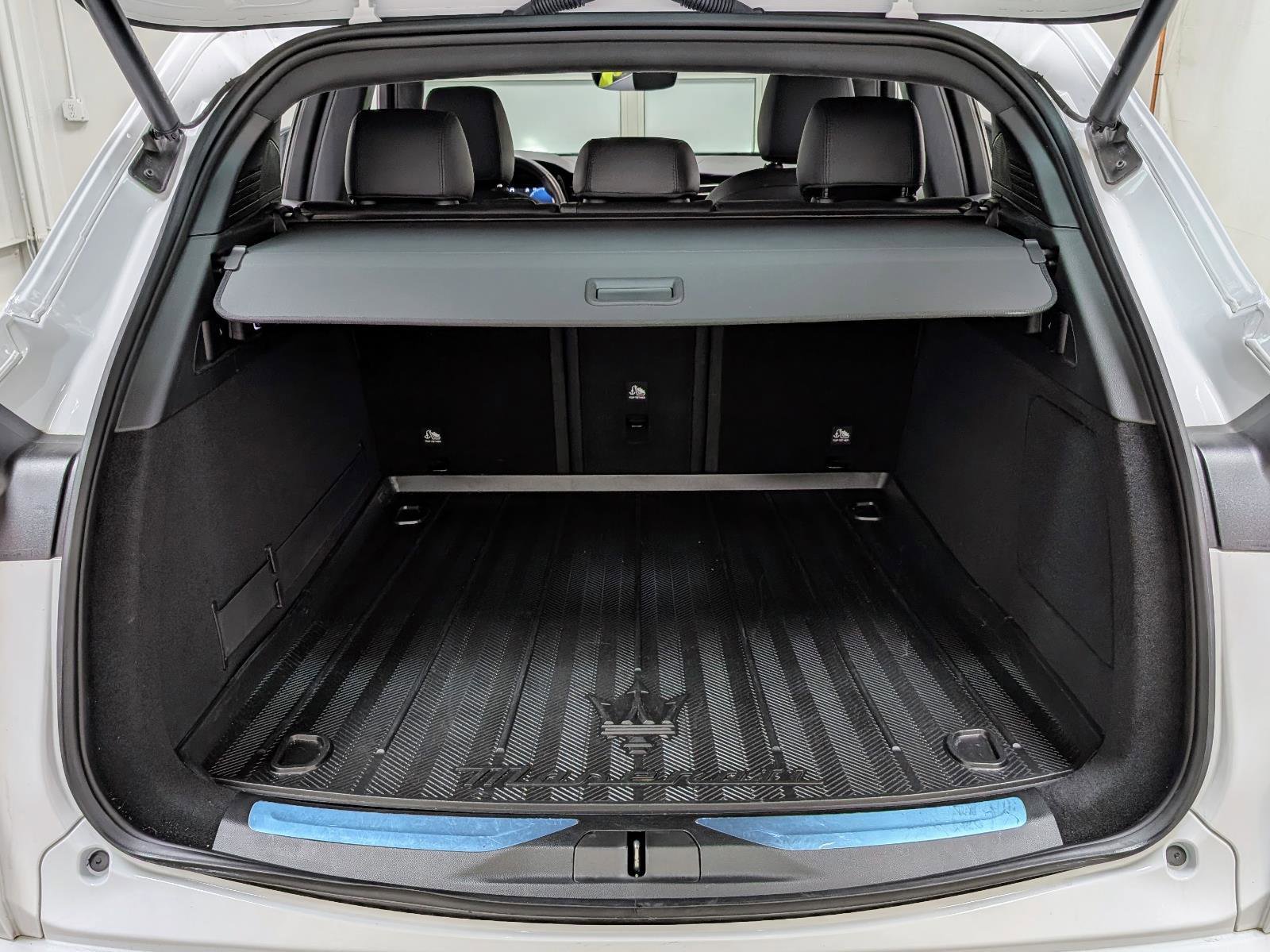 Used 2023 Maserati Grecale GT image 21