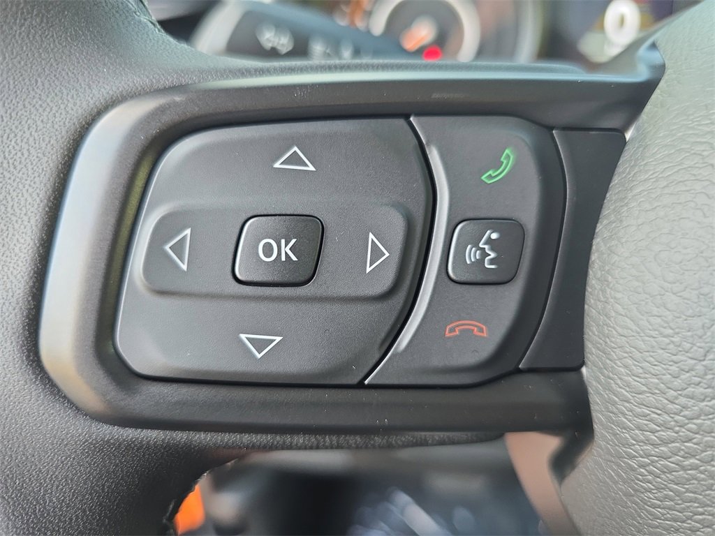 New 2025 Jeep Gladiator Sport image 17