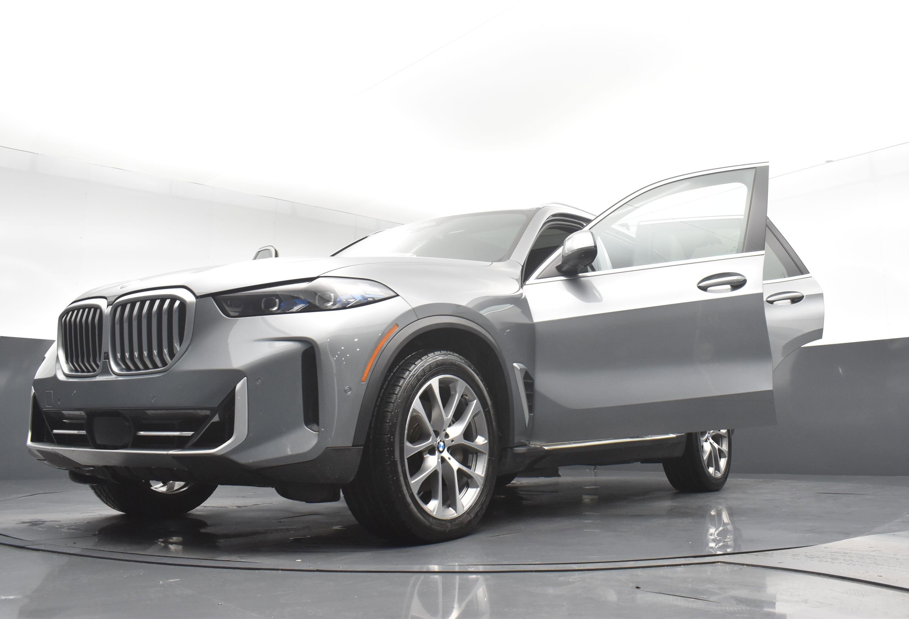 Used 2024 BMW X5 xDrive40i image 35