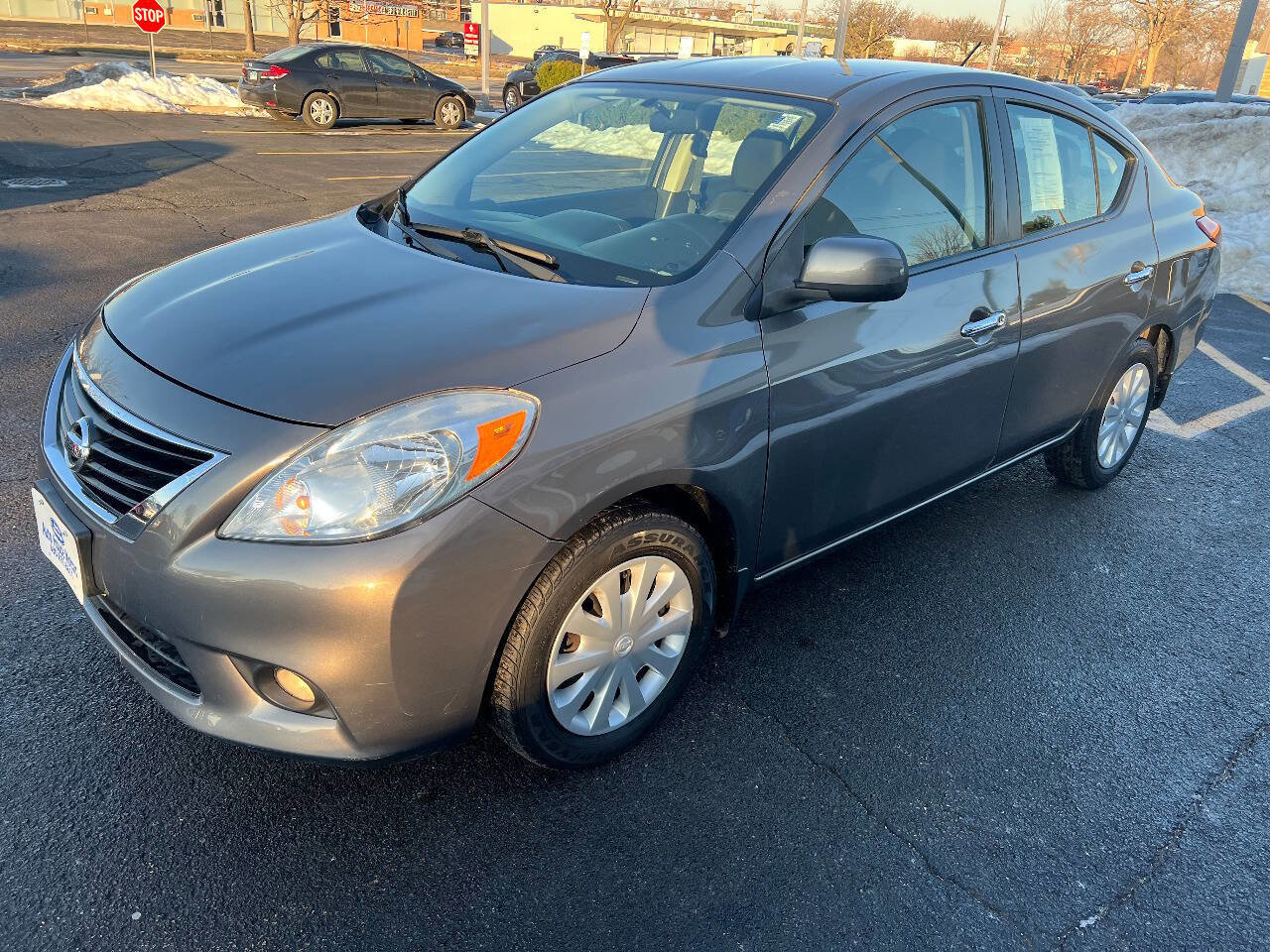 Used 2012 Nissan Versa SV image 6