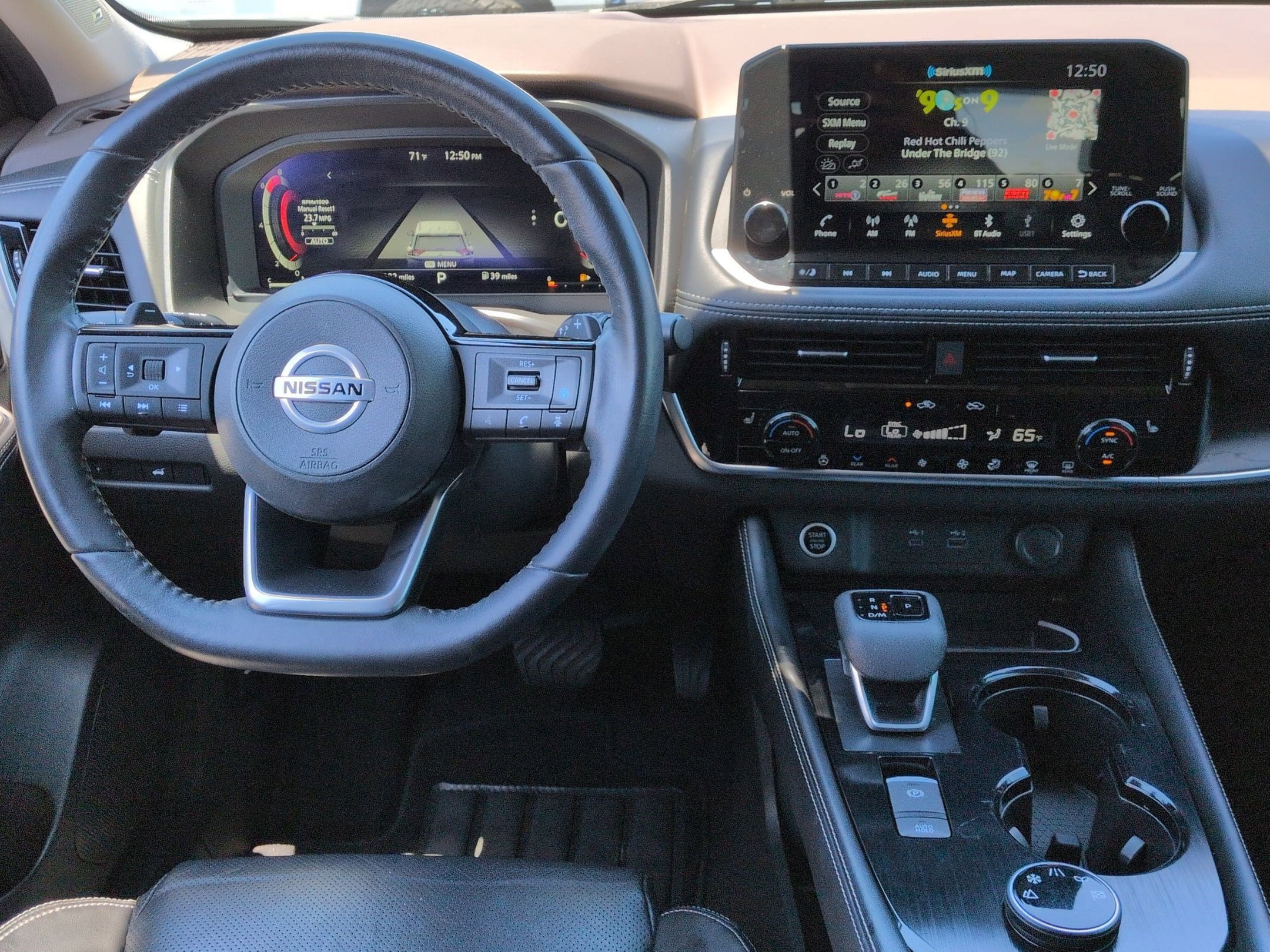 Used 2021 Nissan Rogue Platinum AWD/4WD image 32